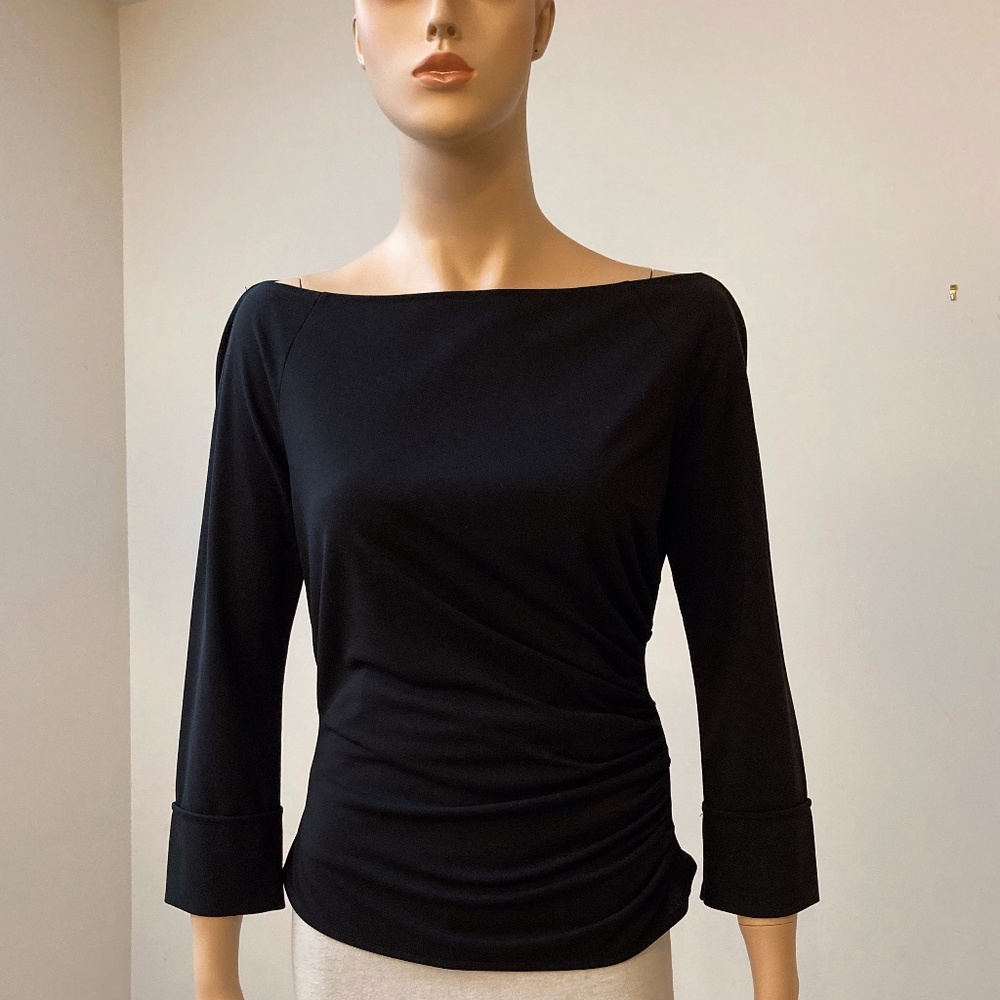 TAHARI / FITTED TOP  / BLACK / RUCHED ACCENT ON SIDE / SIDE ZIPPER / SIZE L
